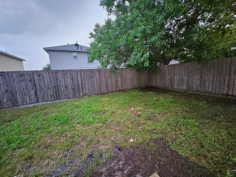 19411 Ambrosia Falls Dr — Photo 31