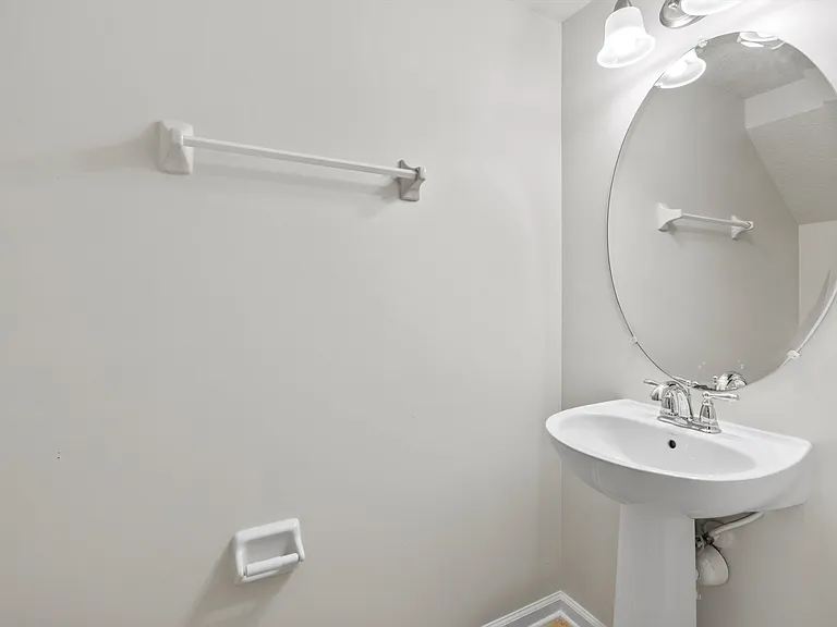 3851 Aubrey Ln — Photo 10
