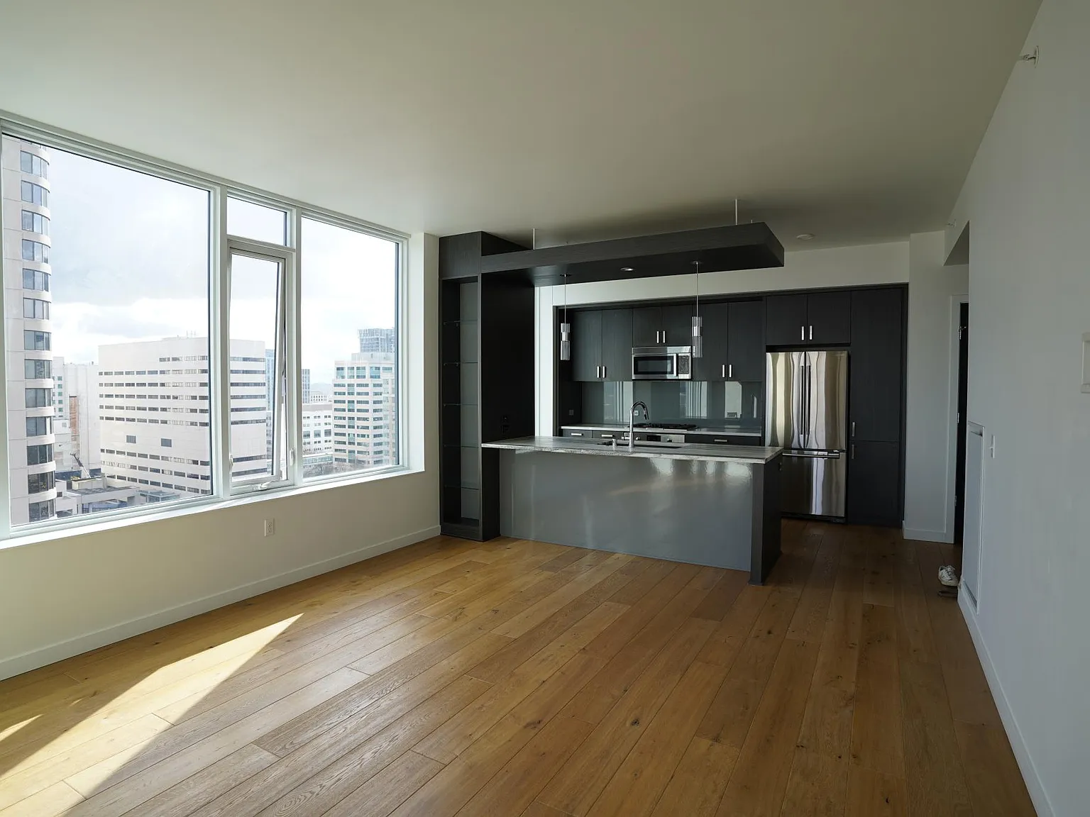 1321 Seneca St — Photo 1