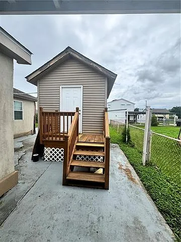 1336 Egania St — Photo 14