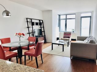 40-28 College Point Blvd #806, Flushing, NY 11354