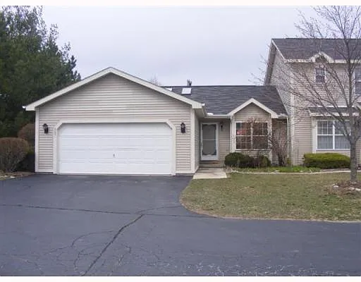 8091 Park Ln photo 1