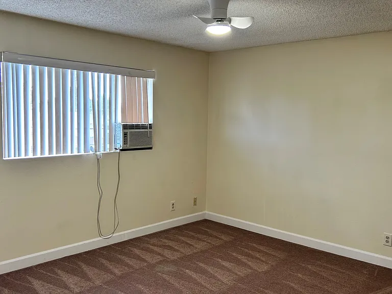 8235 Stewart And Gray Rd #106 — Photo 9