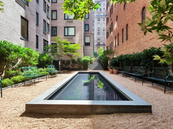 530 Park Avenue 5A image 25 of 25