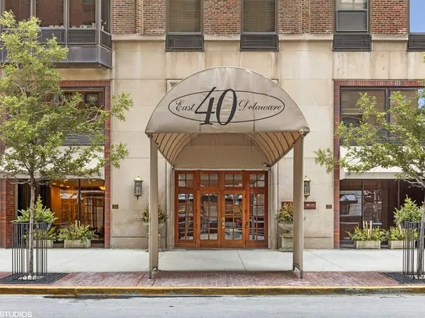40 E Delaware Pl, Chicago, IL 60611