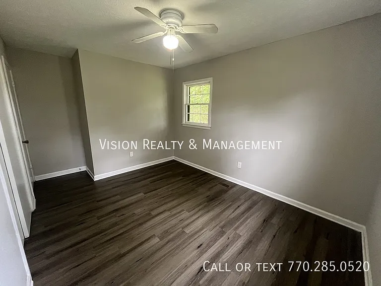 153 Carroll Cir — Photo 27