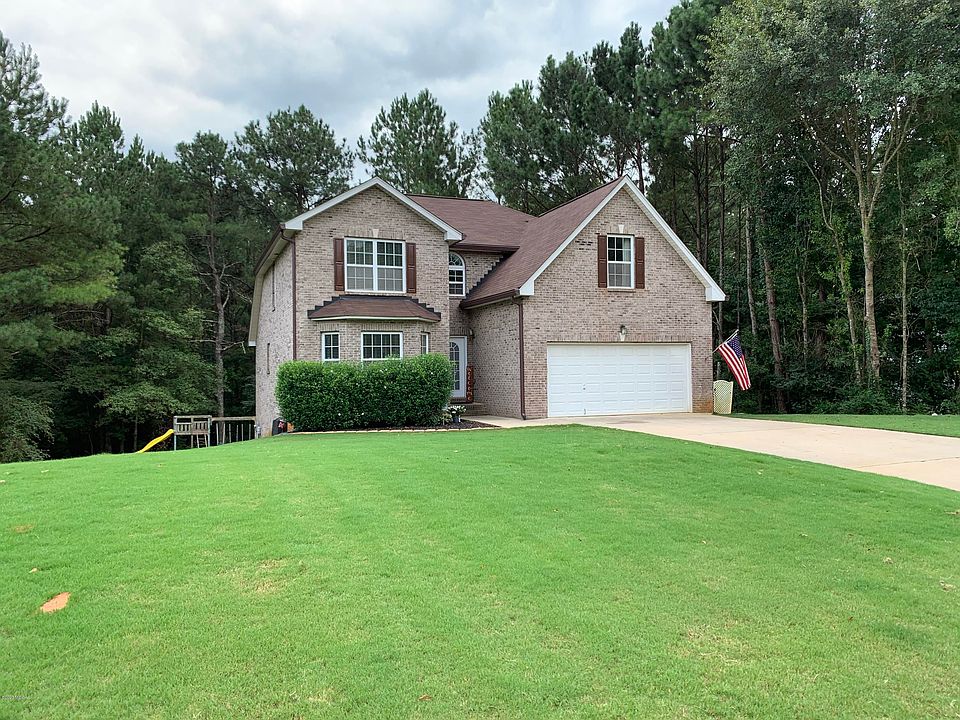 1st image of 518 Trotters Ln