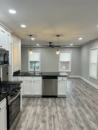 1431 Jefferson Ave #2 Photo 1
