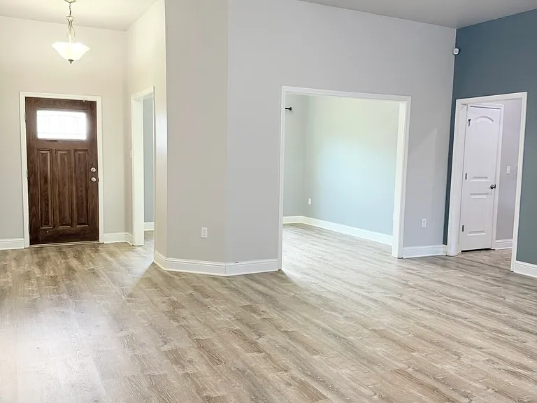 4 Canterbury Ln — Photo 22