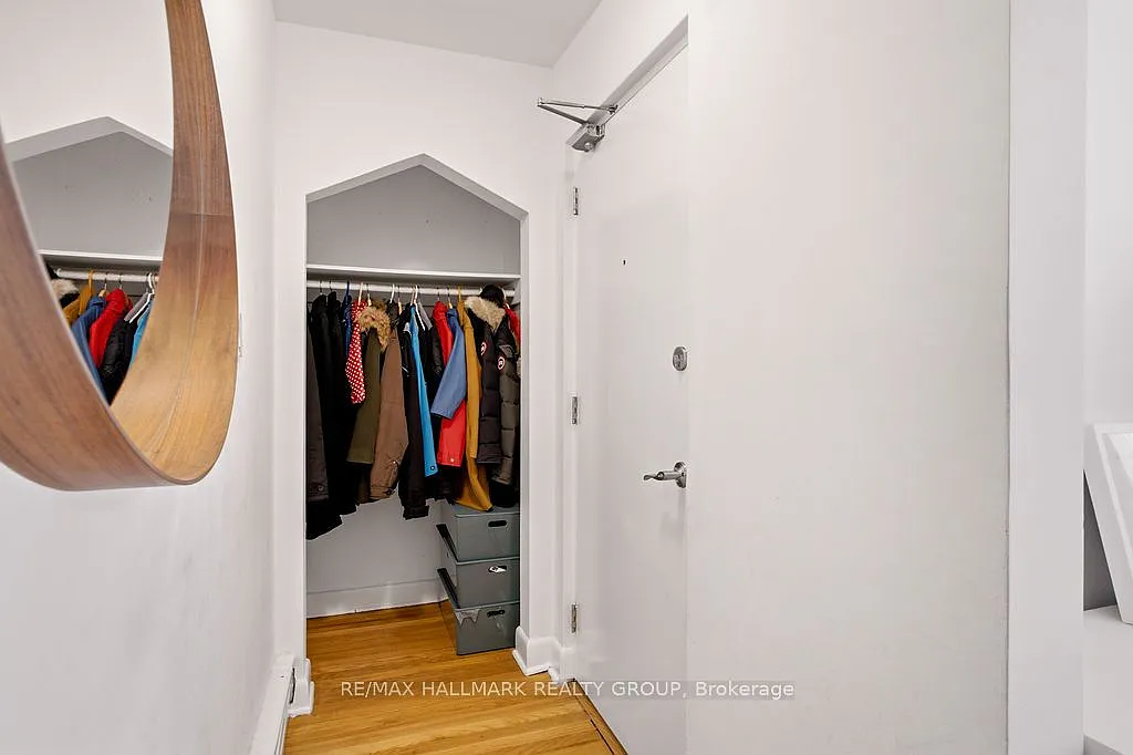 2 bed, $2,490 — Photo 3