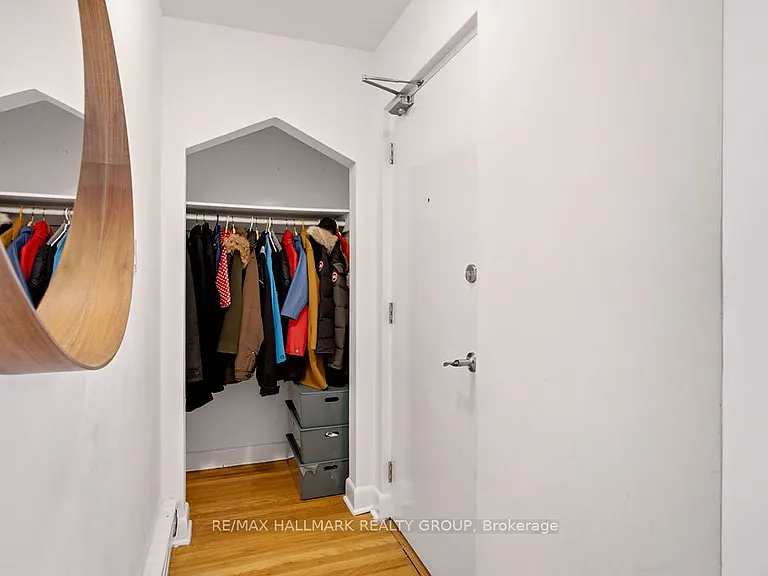 34 Lavergne St #3 — Photo 3