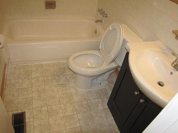 4th image of 311 Judy Dr