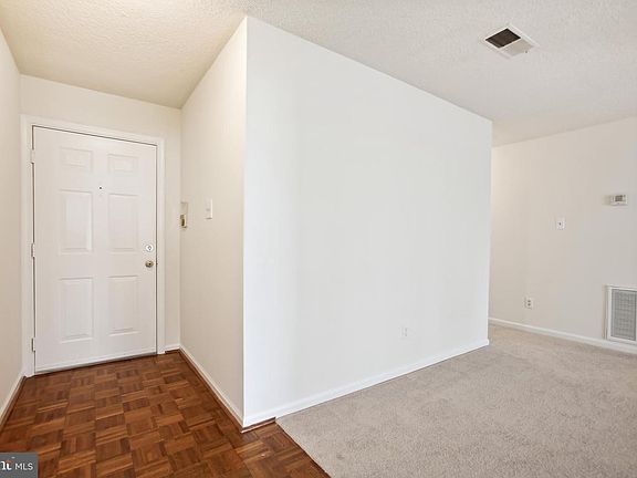 4th image of 12104 Greenwood Ct APT 101