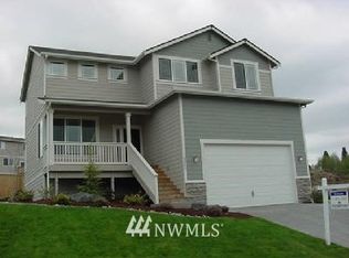 14401 Sandy Gln E, Puyallup, WA 98375