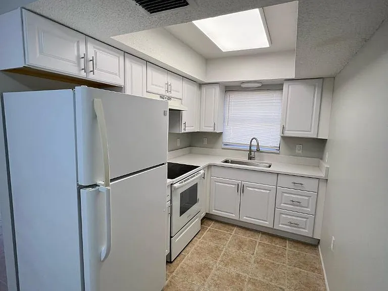 1601 Placida Rd #15 — Photo 15