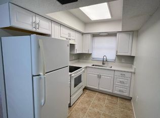 1601 Placida Rd APT 11, Englewood, FL 34223