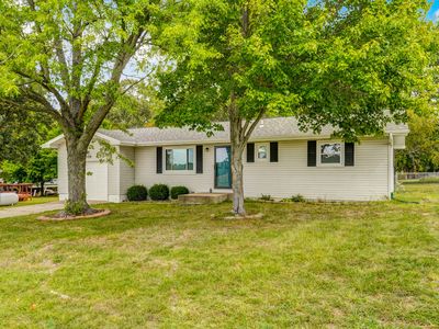 708 N Old Orchard Drive, Strafford, MO, 65757
