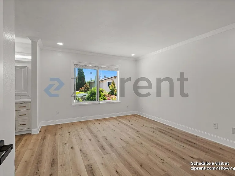 4574 Ellen Way — Photo 34