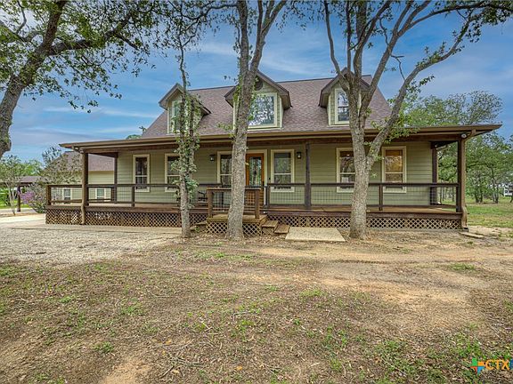 3rd image of 285 Rangeland Rd