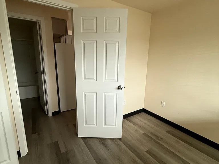 3738 Main St — Photo 8