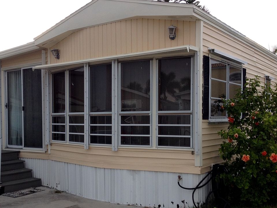 1st image of 909 Nettles Blvd