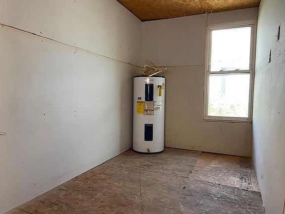 5th image of 1823 N 11th St