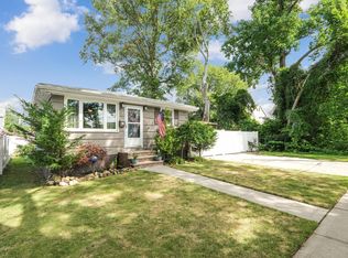 71 Kemball Ave, Staten Island, NY 10314