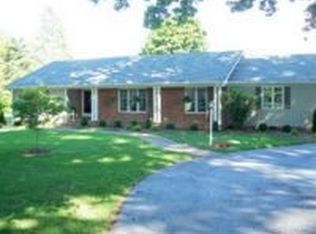 2536 Cox Mill Rd, Hopkinsville, KY 42240
