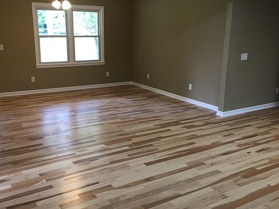 Open living/dining/ kitchen