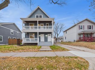 1933 Hillside Ave N, Minneapolis, MN 55411