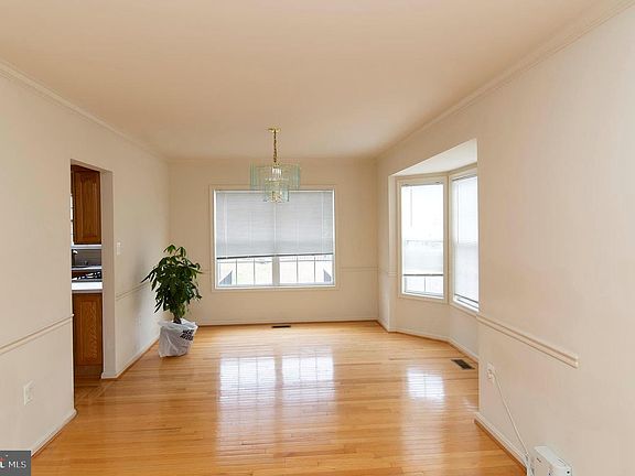 2nd image of 12929 Hunting Cove Pl