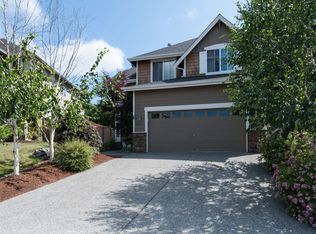 8541 NE 201st Pl, Bothell, WA 98011