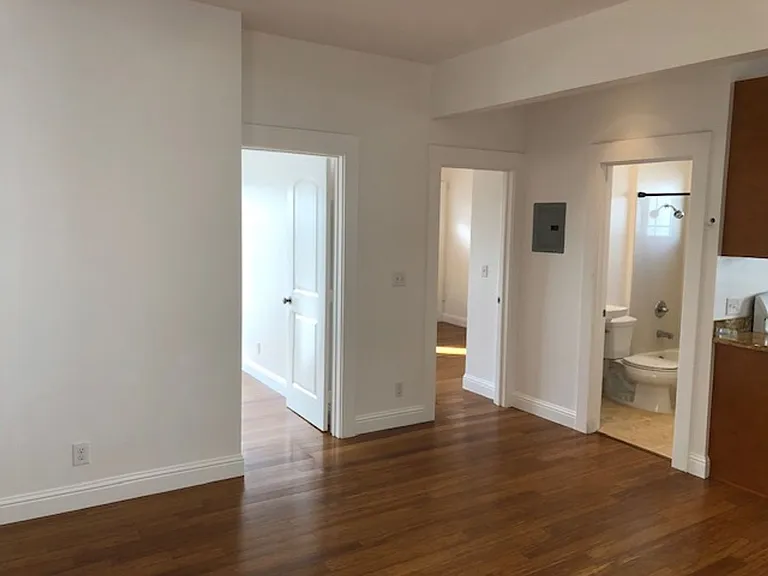 937 International Blvd — Photo 24