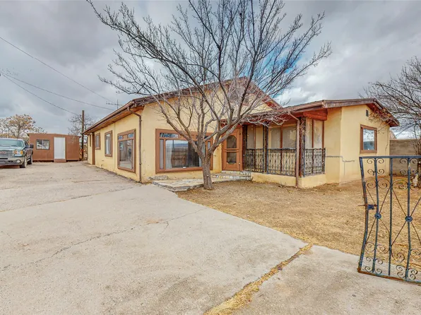 116 N Coronado Ave, Espanola, NM 87532