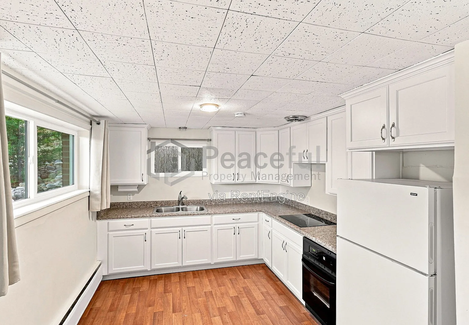 1 bed, 1.0 bath, 569 sqft, $1,225 — Photo 3