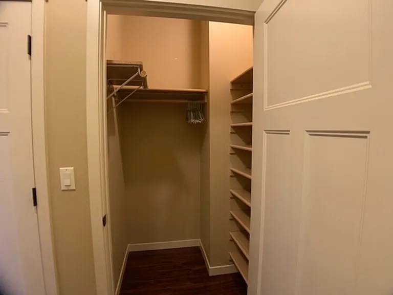 13905 SW Meridian St #310 — Photo 37