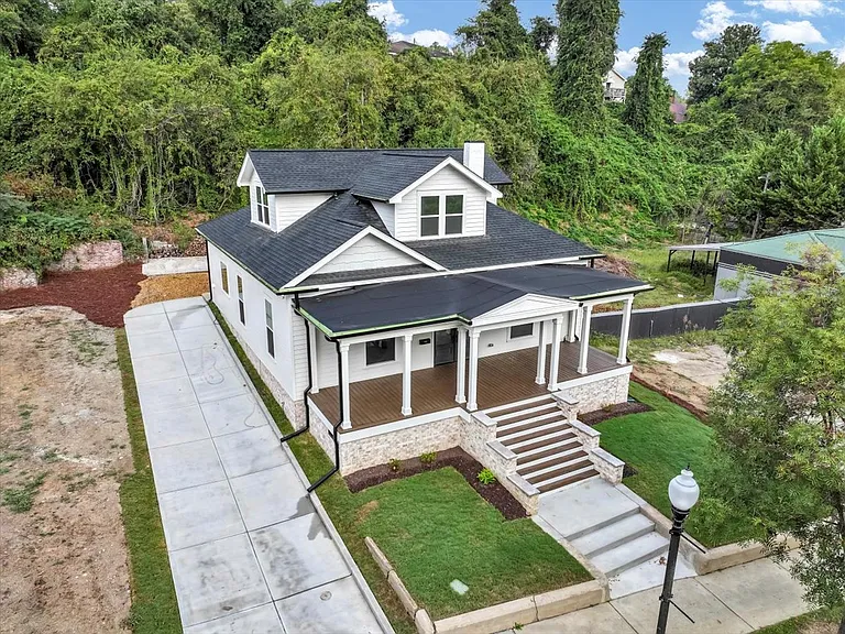 212 S Broad St SW — Photo 60