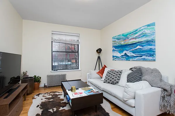 Rented by Emor Management Inc. | media 27