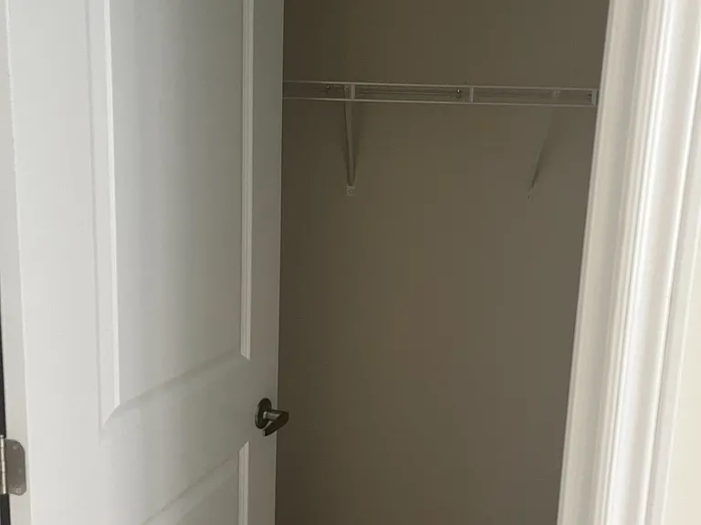 23 Boland Ct #2 BDRMS UPPER LEVE — Photo 10