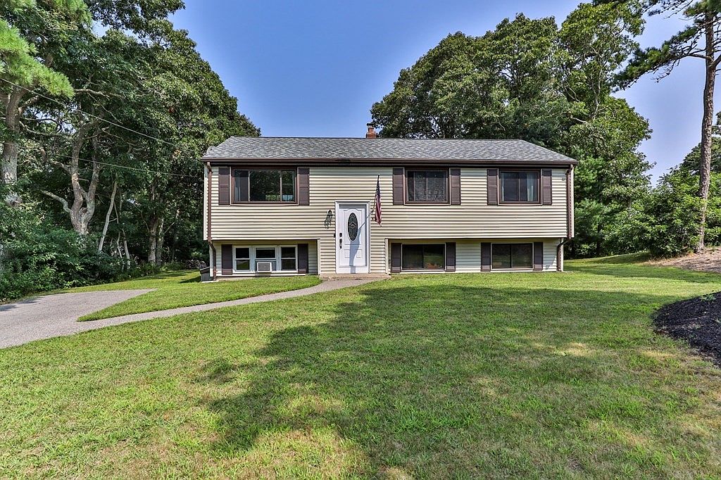 61 Thom Ave, Bourne, MA 02532 Zillow