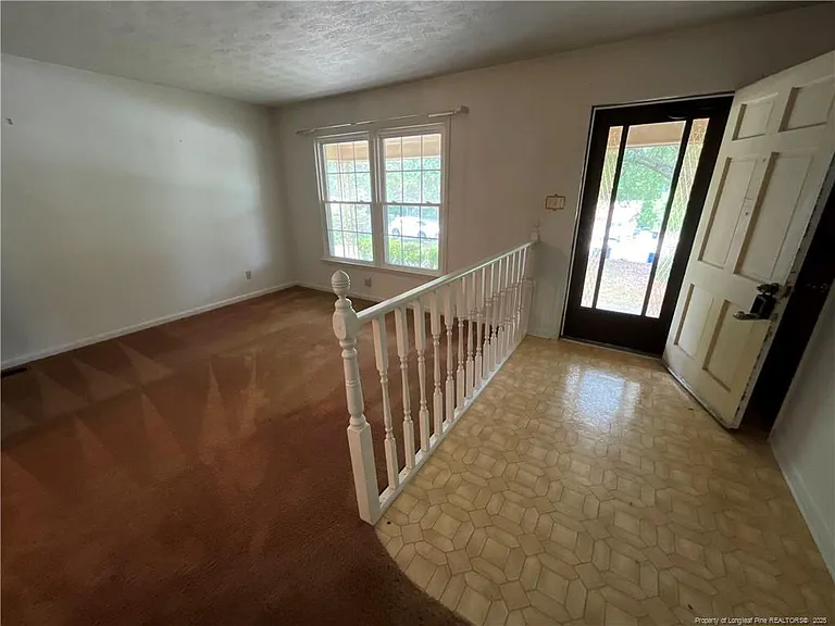 2235 Memory St — Photo 18