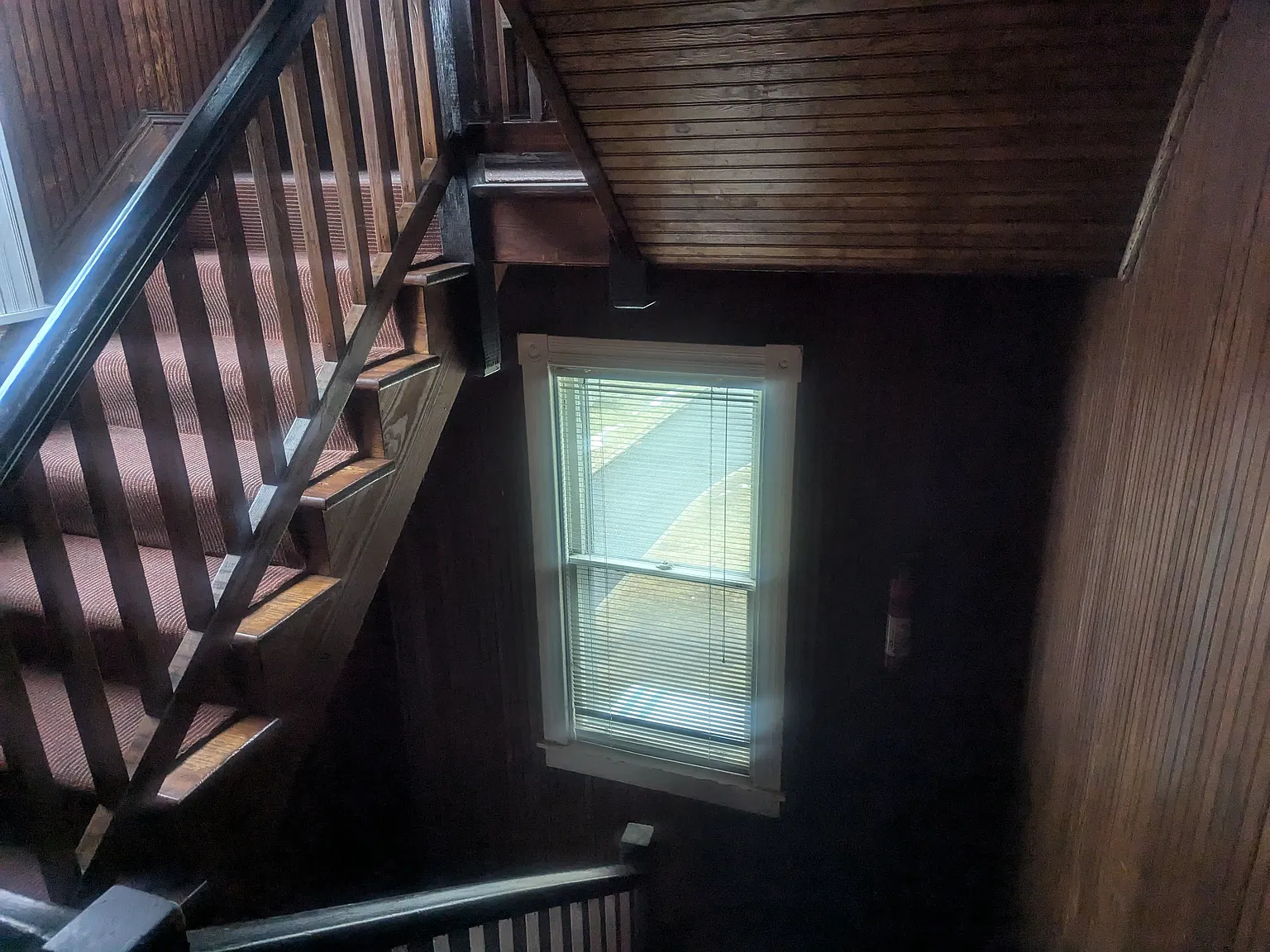3 bed, 3882 sqft, $2,250 — Photo 4