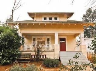 3006 SW Carolina St, Portland, OR 97239