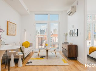 26-41 3rd St #715, Astoria, NY 11102