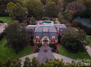 3452 Sharon Rd, Charlotte, NC 28211