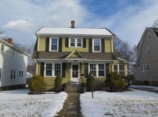27 Clinton St, Meriden, CT 06450