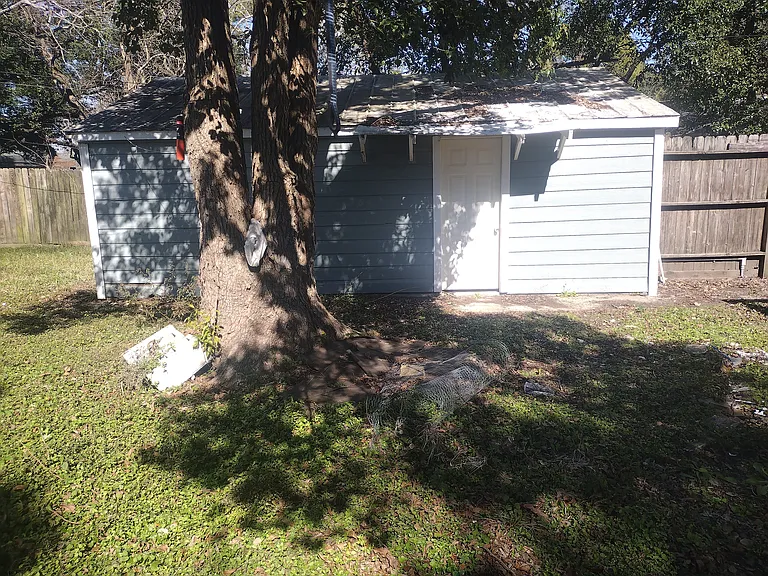Hudler St — Photo 14