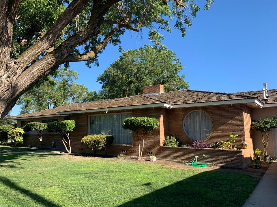 1st image of 1800 W Park Dr