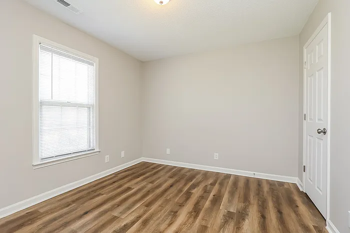 1237 Cobblestone Ln — Photo 8