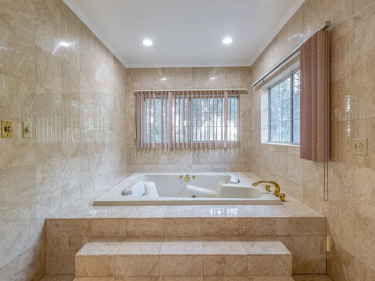 3319 Haven Way — Photo 31